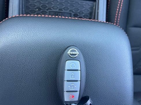 Used 2025 Nissan Frontier Pro-X w/ Pro Convenience Package RWD image 23