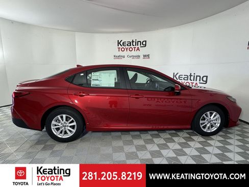 New 2026 Toyota Camry LE image 4