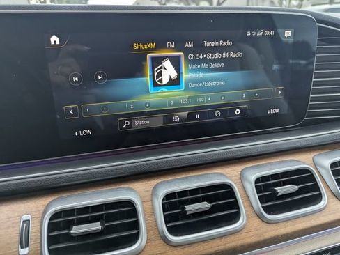 Used 2021 Mercedes-Benz GLE 350 4MATIC image 23