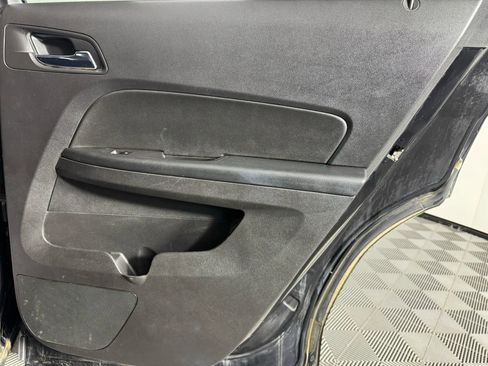 Used 2013 Chevrolet Equinox LT w/ Driver Convenience Package image 38