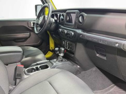 Used 2022 Jeep Wrangler Unlimited Sport w/ Xtreme Recon 35" Tire Package AWD/4WD image 13