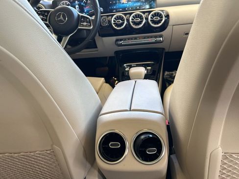 Used 2021 Mercedes-Benz A 220 image 26