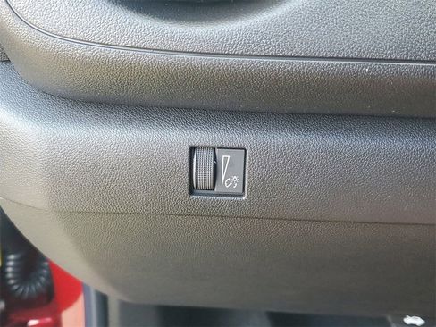 New 2026 Chevrolet Colorado W/T image 24