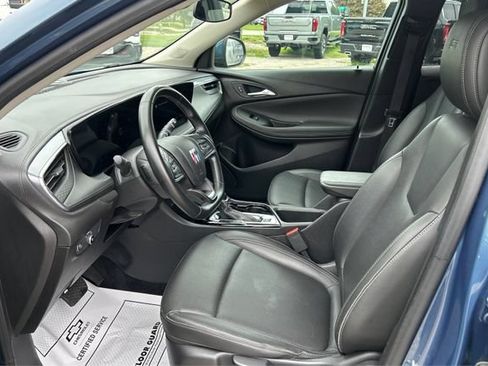 Used 2024 Buick Encore GX Sport Touring AWD/4WD image 9
