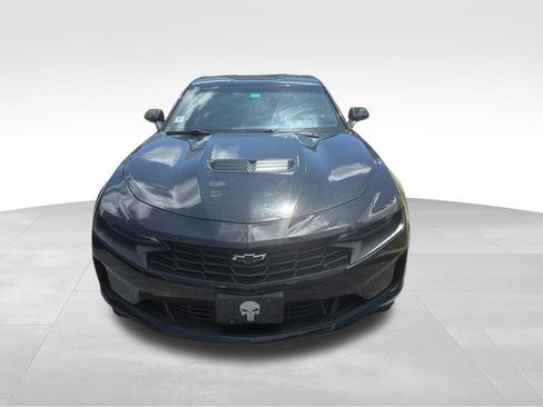 Used 2021 Chevrolet Camaro LT RWD image 2