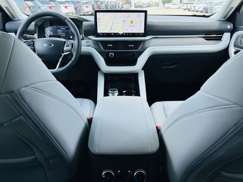 New 2026 Ford Explorer Platinum AWD/4WD image 33