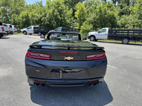 Used 2016 Chevrolet Camaro SS image 6