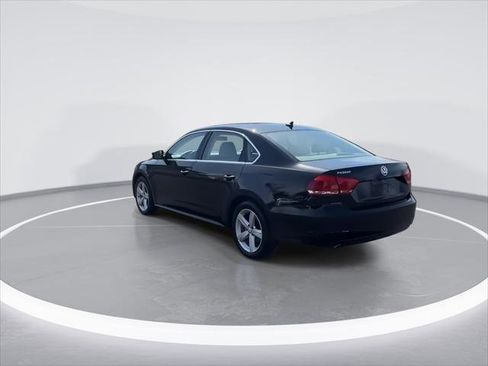 Used 2015 Volkswagen Passat 1.8T SE image 6