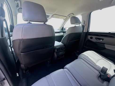 Certified 2024 Honda Pilot EX-L image 24