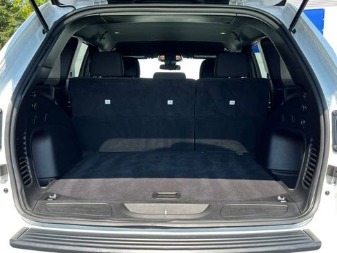 Used 2021 Jeep Grand Cherokee Laredo image 34