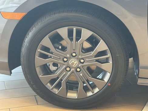 New 2026 Honda Odyssey Touring image 34