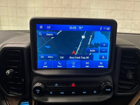 Used 2024 Ford Bronco Sport Outer Banks w/ Tech Package AWD/4WD image 9