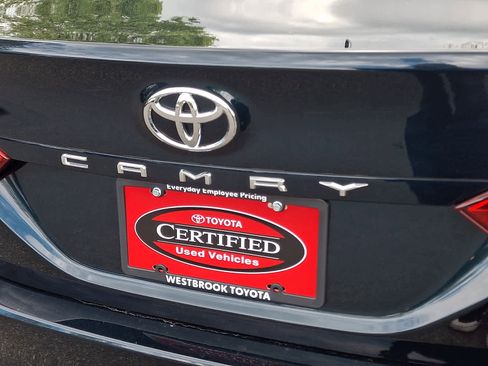 Certified 2019 Toyota Camry LE FWD image 30