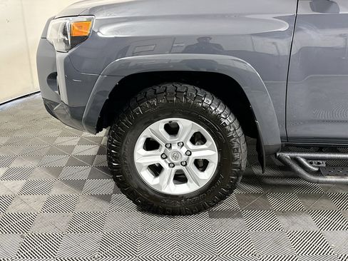 Used 2024 Toyota 4Runner SR5 Premium w/ Moonroof Package AWD/4WD image 11