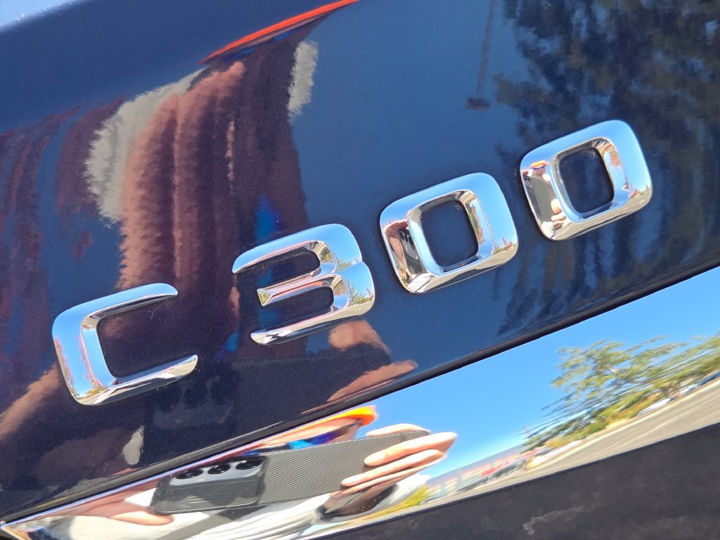 Used 2015 Mercedes-Benz C 300 4MATIC Sedan image 16