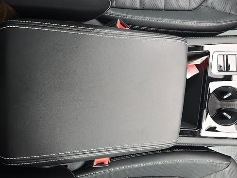 Used 2024 Volkswagen Atlas SEL image 38