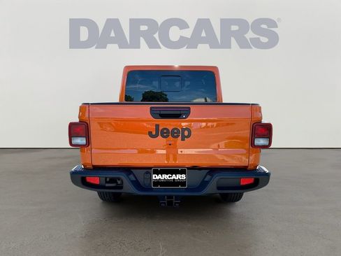 New 2025 Jeep Gladiator Sport image 6