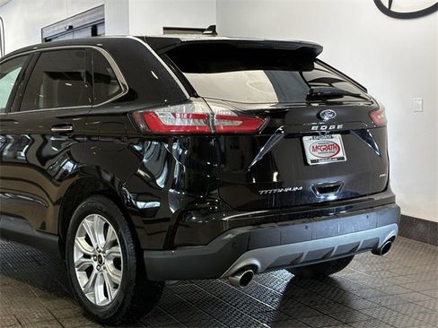 Used 2023 Ford Edge Titanium image 5
