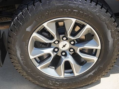 Used 2026 Chevrolet Silverado 1500 RST AWD/4WD image 11