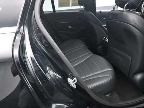 Used 2018 Mercedes-Benz GLC 300 image 25