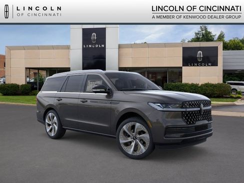 New 2026 Lincoln Navigator Black Label AWD/4WD image 1