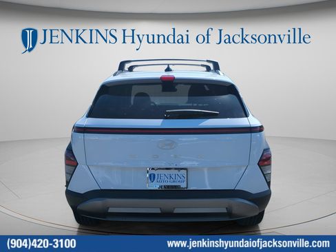New 2026 Hyundai Kona SEL Premium FWD image 4