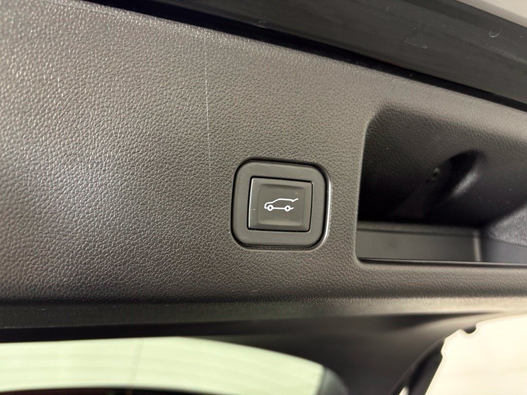 Used 2024 Chevrolet Equinox EV LT w/ LPO, Active Package FWD image 43