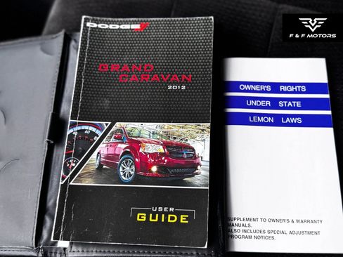 Used 2012 Dodge Grand Caravan SXT FWD image 21
