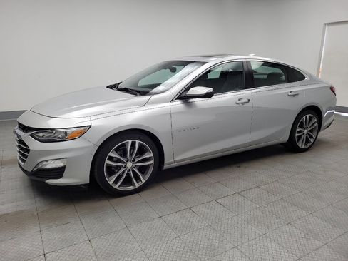Used 2019 Chevrolet Malibu Premier w/ Sun and Wheel Package FWD image 2