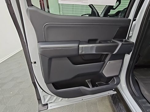 Used 2022 Ford F150 XLT w/ Equipment Group 302A High image 35