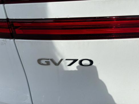 New 2026 Genesis GV70 3.5T Sport Advanced image 12