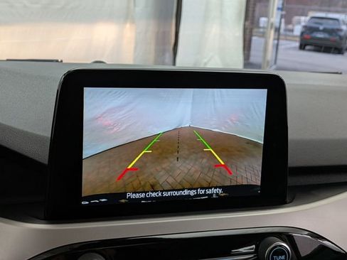 Certified 2022 Ford Escape SE w/ SE Sport Appearance Package image 34