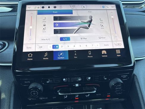 Used 2022 Jeep Grand Cherokee L Limited w/ Luxury Tech Group II image 21