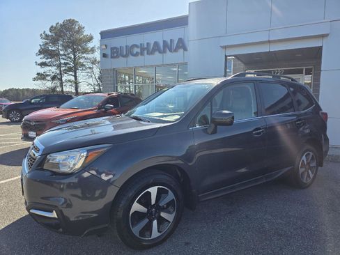 Used 2017 Subaru Forester 2.5i Limited image 1