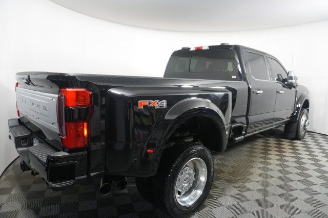 Used 2024 Ford F450 Platinum w/ FX4 Off-Road Package AWD/4WD image 3