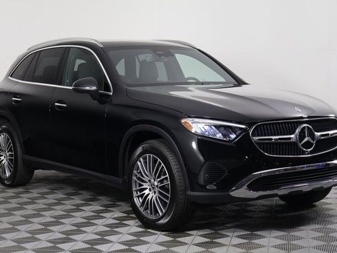 Certified 2026 Mercedes-Benz GLC 300 image 3
