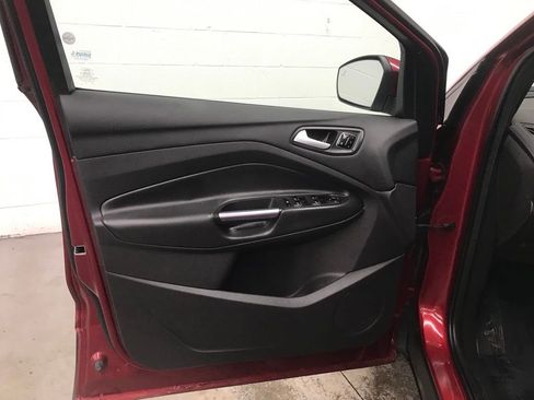 Used 2017 Ford Escape Titanium w/ Equipment Group 301A image 9