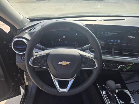 New 2026 Chevrolet Trax LT w/ Driver Confidence Package image 10