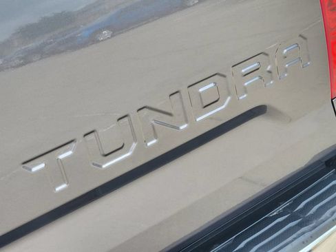 Used 2021 Toyota Tundra SR5 w/ SR5 Leather Package RWD image 9