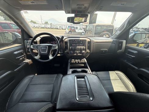 Used 2016 GMC Sierra 1500 Denali w/ Enhanced Driver Alert Package AWD/4WD image 15