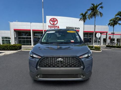 Used 2023 Toyota Corolla Cross L FWD image 2