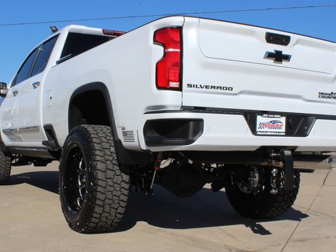 Used 2026 Chevrolet Silverado 3500 High Country w/ High Country Premium Package image 39