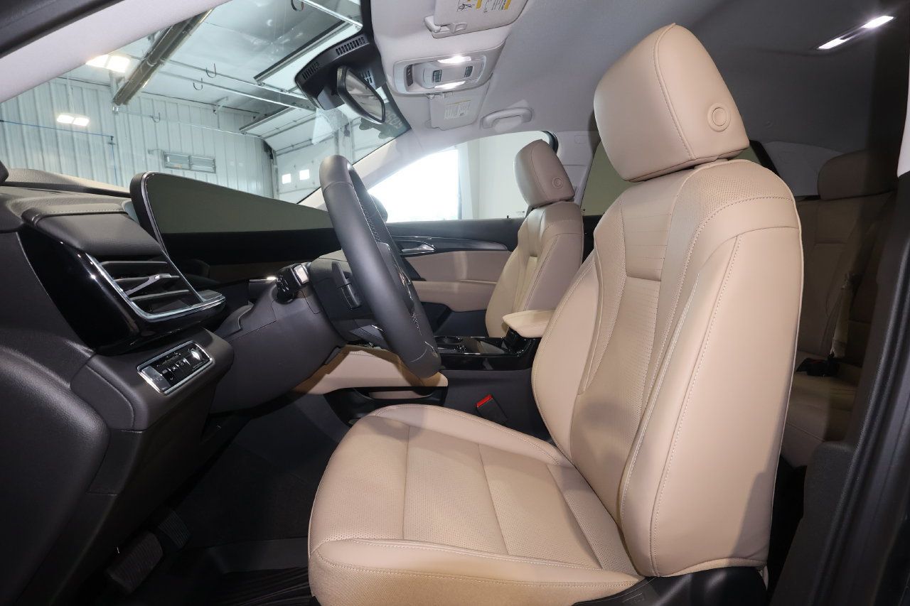 Certified 2026 Buick Envision Preferred AWD/4WD image 23