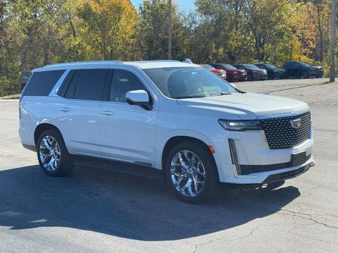 Used 2021 Cadillac Escalade Premium Luxury w/ Driver Assist Tech Package image 2