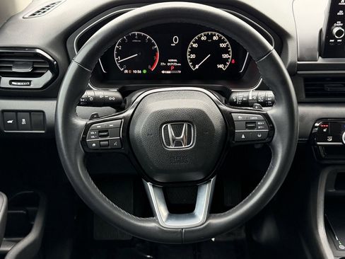 Used 2025 Honda Pilot EX-L image 13