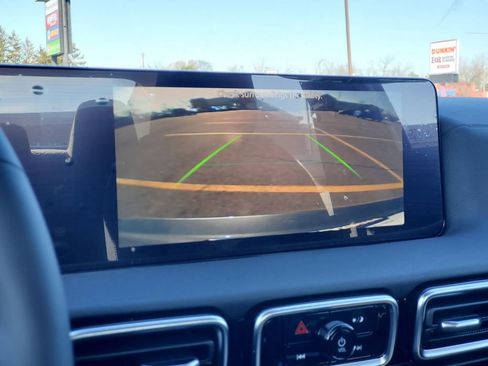 New 2026 Nissan Sentra SV image 25