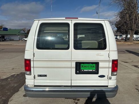Used 1999 Ford E-150 and Econoline 150 image 7