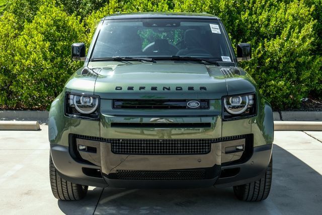 New 2026 Land Rover Defender 110 S AWD/4WD image 6