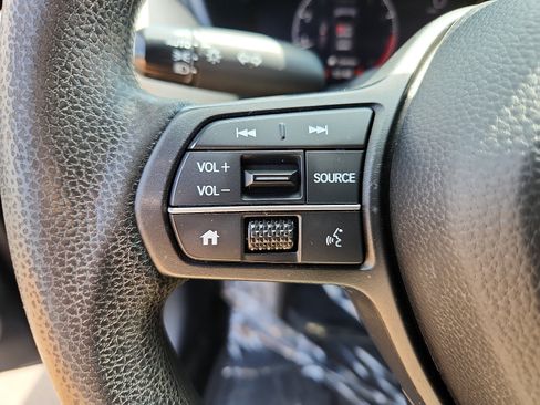 Used 2023 Honda HR-V LX image 21