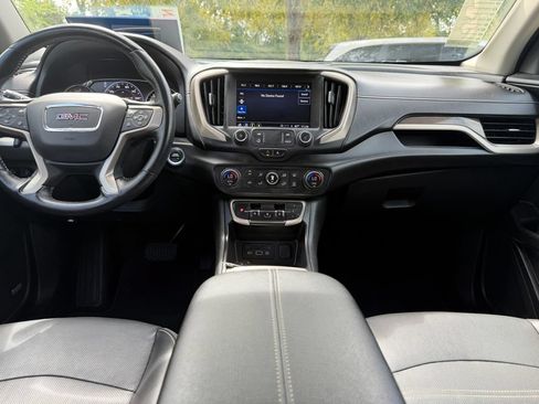 Used 2022 GMC Terrain Denali w/ Denali Premium Package AWD/4WD image 14